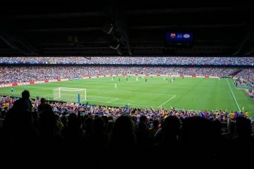 体坛午爆｜U19国足取土伦杯首胜，FIFA定世界杯VAR新规（配图示意）